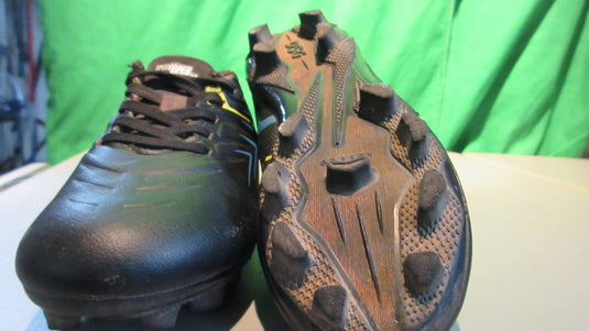 Used DSG Speed Viper Kids 11K Soccer Cleats