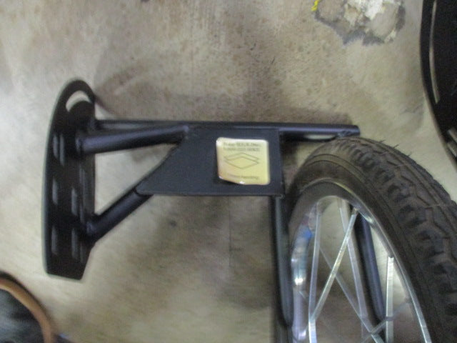 Load image into Gallery viewer, Used BIKE USA Heavy-Duty Stabilizer Wheels for Adult Bicycles
