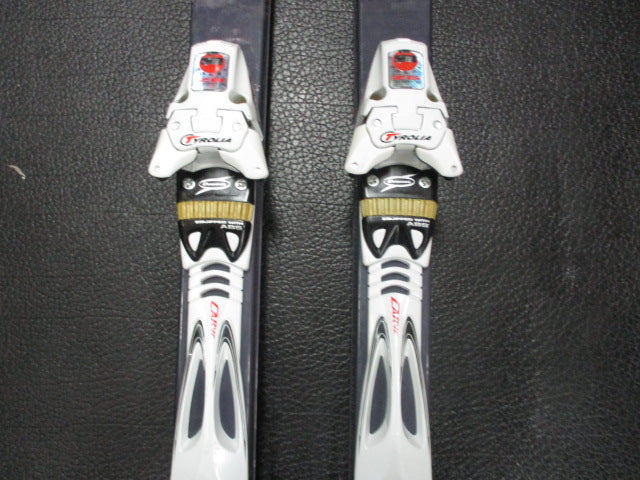 Load image into Gallery viewer, Used Nordica 156CM Downhill Skis With Tyrolia Bindings
