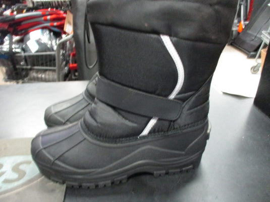 Used Ladies Size 9 Winter Boots