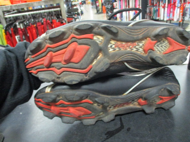 Load image into Gallery viewer, Used Rawlings Size 9.5 Cleats
