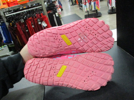 Used Norti V8 Size 4 Water Shoes
