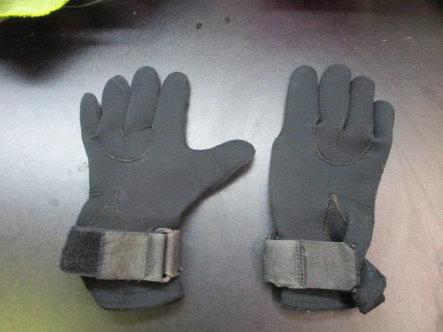 Load image into Gallery viewer, Used Black Neoprene Scuba Dive Gloves Size XS
