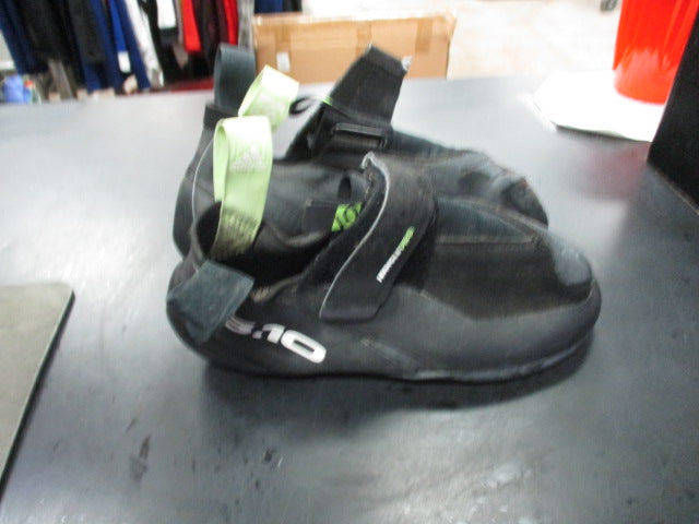 Load image into Gallery viewer, Used Adidas Hiangle Pro 5.10 Rock Climbing Shoes Size 6.5
