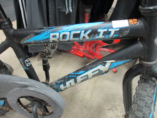 Load image into Gallery viewer, Used Huffy Rock It 1 Speed 16&quot; Kids Bike (As Is- Need 2 Tubes)
