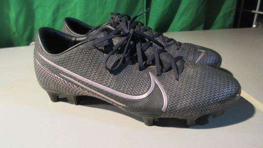 Used Nike JR Mercurial Vapor 13 Academy MG Outdoor Soccer Cleats - Youth 5.5