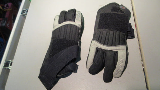 Used Impact Protection Snow Gloves With Wrist Guards Built In Size Large