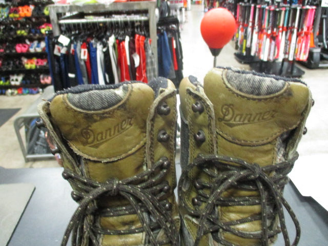 Load image into Gallery viewer, Used Danner Gore-Tex High Top  Hiking Boots Womens Size 9
