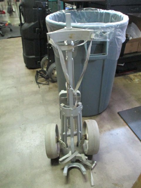 Load image into Gallery viewer, Used Master Folding Golf Cart Pull/ Push Caddy
