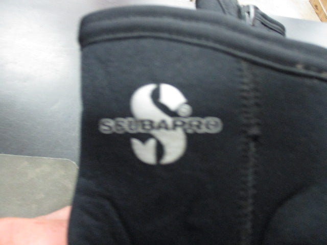 Load image into Gallery viewer, Used Scubapro Size XS Dive Boots
