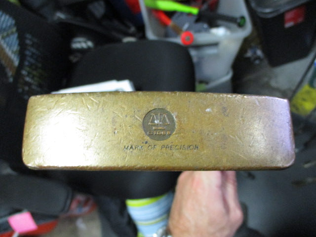 Load image into Gallery viewer, Used Pro Balance 5601 RH 35&quot; Putter
