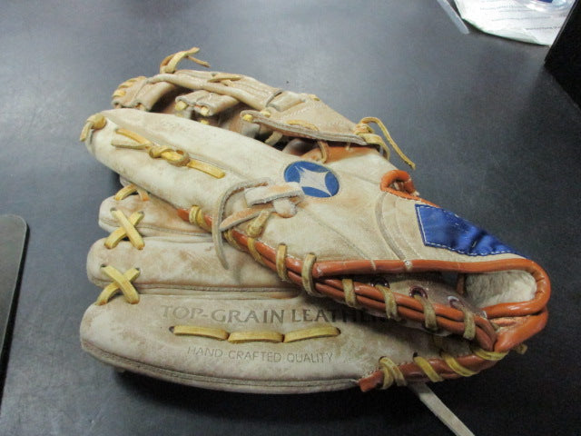 Load image into Gallery viewer, Used Spalding Players Series Pro Model Size 13&quot; Glove - needs lace
