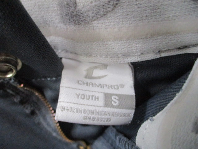 Load image into Gallery viewer, Used Champro Knicker Bottom Pants Youth Size Small
