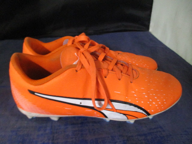 Load image into Gallery viewer, Used Puma Ultra Orange Soccer Cleats Size 4
