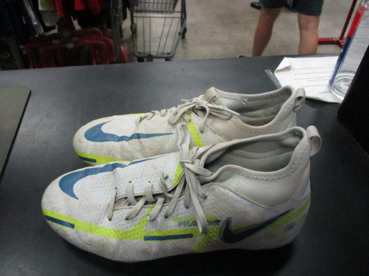 Used Nike Phantom GT Soccer Cleats Size 5 - Cleats Are Worn Down