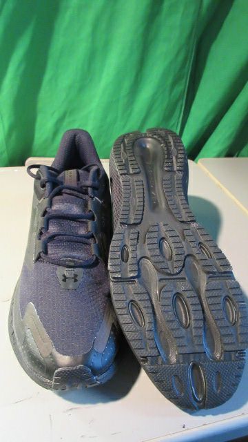 Load image into Gallery viewer, Under Armour HOVR Machina 3 Storm Running Shoes - Size 12
