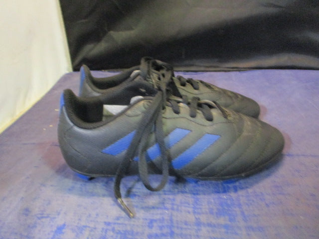 Load image into Gallery viewer, Used Adidas Goletto Soccer Cleats Youth Size 2
