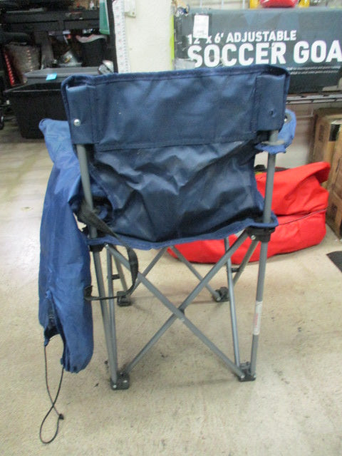 Load image into Gallery viewer, Used Kids Camping Chair (broken leg hinge)
