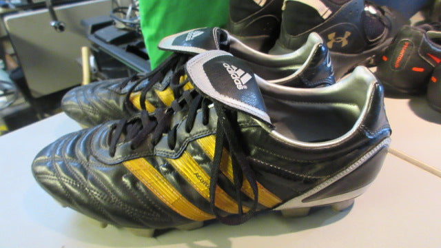 Load image into Gallery viewer, Used Adidas Acuna Soccer Cleats Size 10.5
