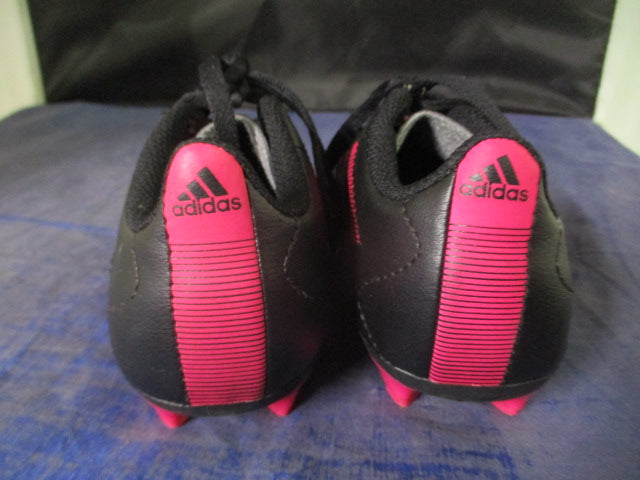 Load image into Gallery viewer, Used Adidas Soccer Cleats Size 11 Kids
