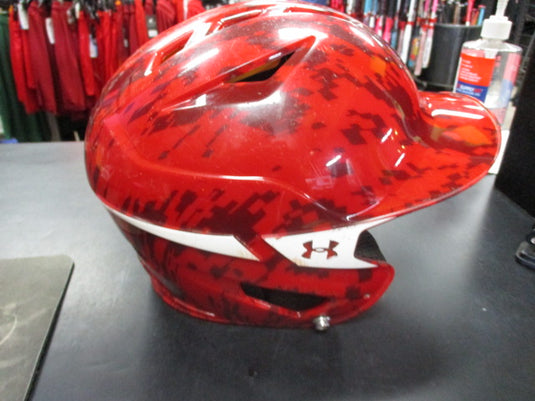 Used Under Armour Size 5 7/8 - 6 3/4 Batting Helmet