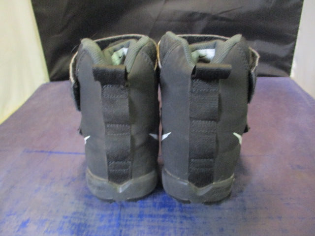 Load image into Gallery viewer, Used Nike Force Savage 2 Shark Cleats Youth Size 5.5 - wear on strap
