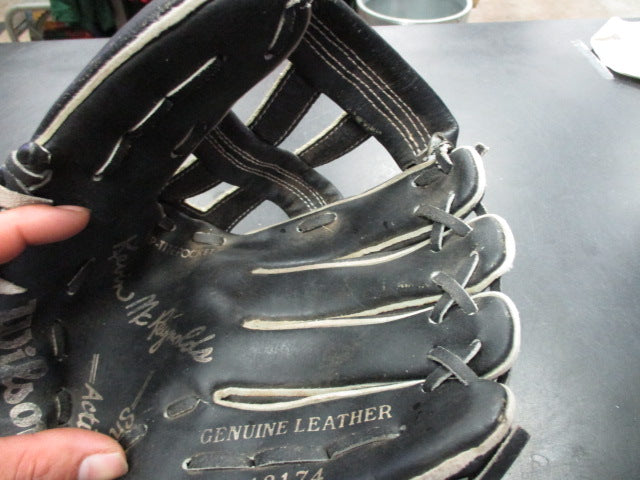 Load image into Gallery viewer, Used Wilson A2174 Kevin  Mc Reynolds Baseball Glove
