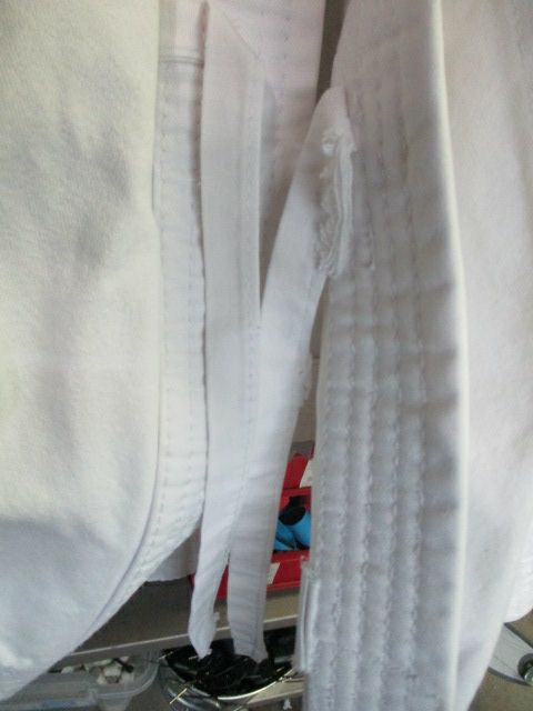 Used Tokaido Kata Okaido Master Karate Gi Jacket Size 3 - sweat stains