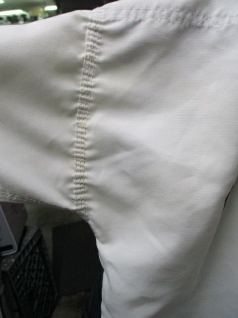 Load image into Gallery viewer, Used Venum Elite Kata White Karate Gi Jacket Size  4/170 - small sweat stains
