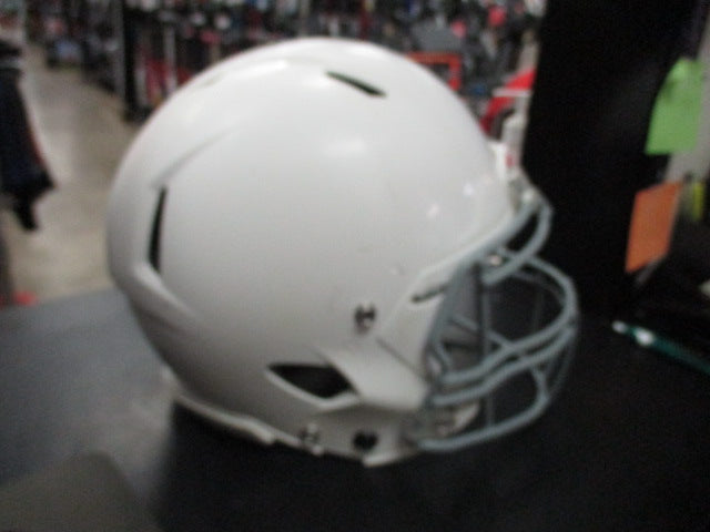 Load image into Gallery viewer, Used 2022 Riddell Speed Classic Youth Large White Football Helmet
