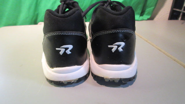 Load image into Gallery viewer, Used Ringor Women&#39;s 11.5 Flite Softball Turf Cleats W/ Pitchers Toe
