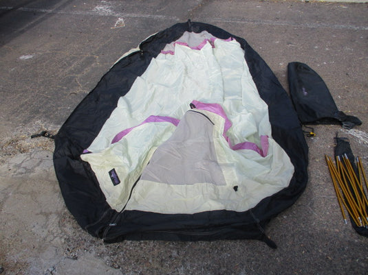 Used Walrus Arch Rival Solid Tent (small hole on floor of the tent)