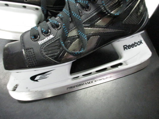 Used Reebok 9K Pump Hockey Skates Size 8.5 (Size 10 Shoe Size)