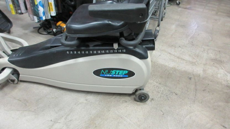 Load image into Gallery viewer, Used NUStep TRS 4000 Seated Elliptical
