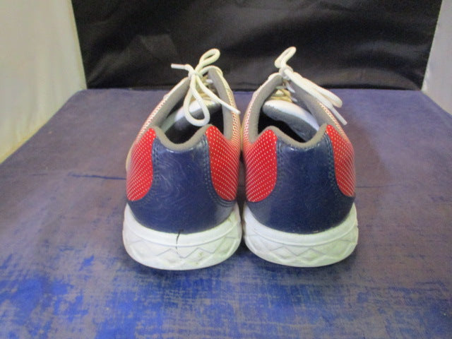 Load image into Gallery viewer, Used Foot Joy Golf Shoes Youth Size 6
