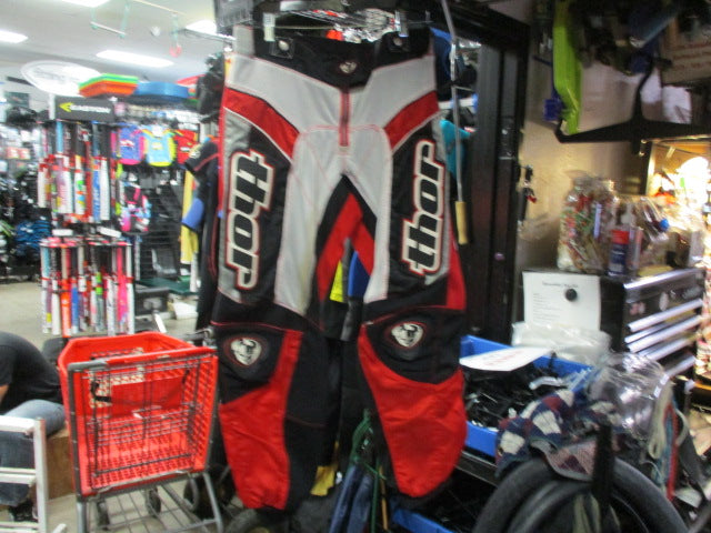 Load image into Gallery viewer, Used Thor AC 2 MX Pants Size 34
