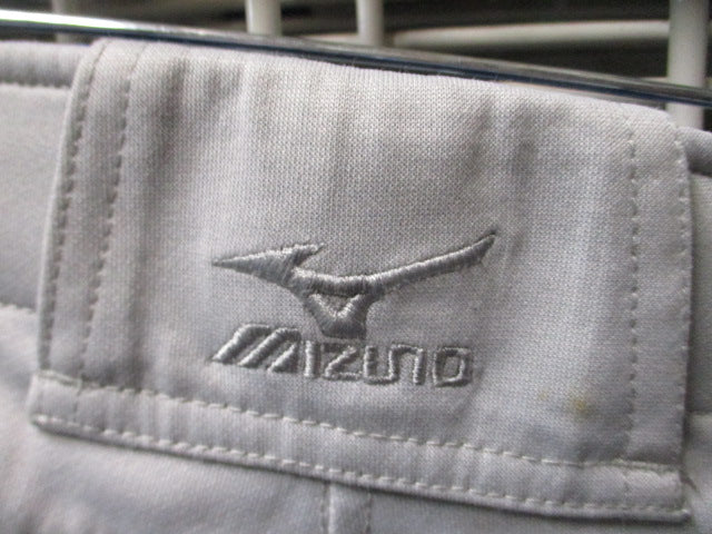 Load image into Gallery viewer, Used Mizuno Knicker Bottom Pants Youth Size Small - stains
