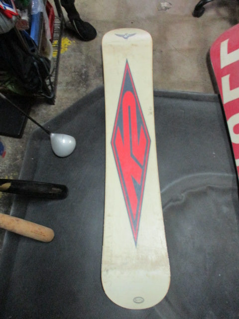 Used Wall Hanger K2 148 CM Snowboard (CORE IS SPLITTING)