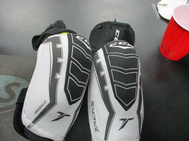 Load image into Gallery viewer, Used CCM Tacks Size SR Small Hockey Elbow Pads
