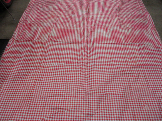 Used Camping Table Cloth With Clips