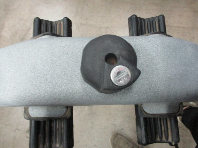 Load image into Gallery viewer, Used Two Bike 2&quot; Trailer Hitch
