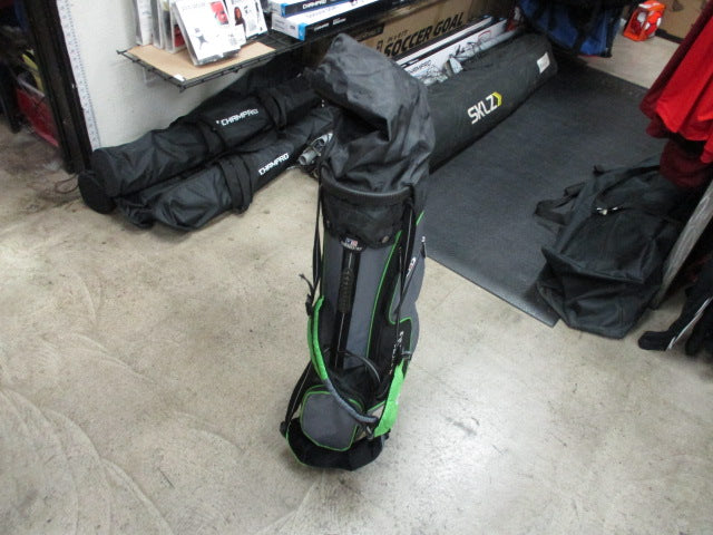 Load image into Gallery viewer, Used USKG Junior Golf Stand Bag
