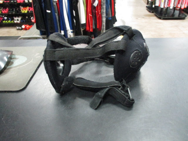 Load image into Gallery viewer, Used Asics Wresteling Head Gear Youth Size
