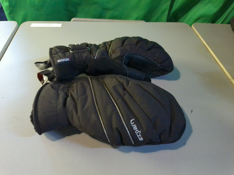 Load image into Gallery viewer, Used Wed&#39;ze Junior Snow Mittens (No Size)
