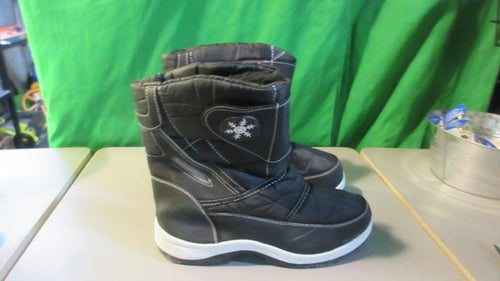 Used Kids Snow Boots Size 5