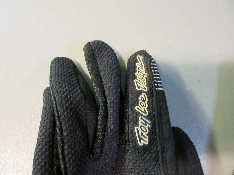 Load image into Gallery viewer, Used Troy Lee Designs Riding Gloves Size Youth Large
