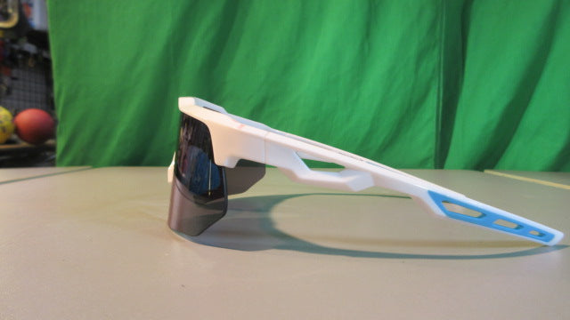 Load image into Gallery viewer, Used Haayot Blue Lens Sunglasses With Case
