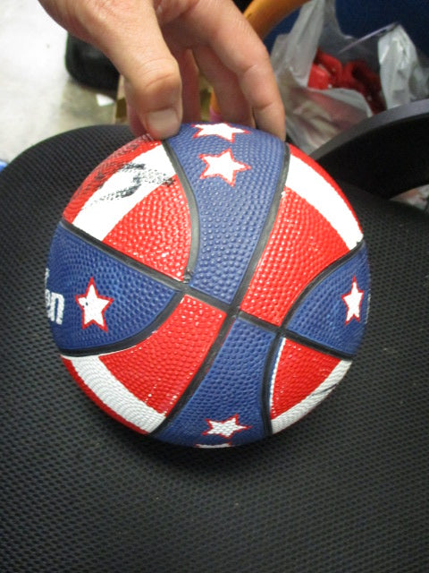 Load image into Gallery viewer, Used Baden Harlem Globetrotters Mini Jammer Basketball
