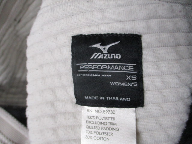 Load image into Gallery viewer, Used Mizuno Elastic Bottom Softball Pants Adult Size XS
