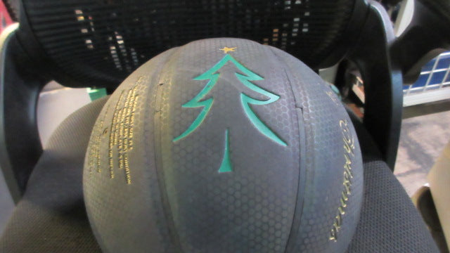 Load image into Gallery viewer, Used Reboil Merry Christmas edition Special Reflective Leather 29.5 Basketball
